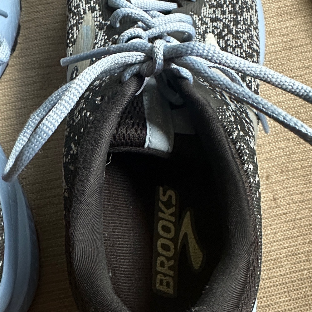 Brooks Women's Launch 6 Running Shoes, - Picture 9 of 14